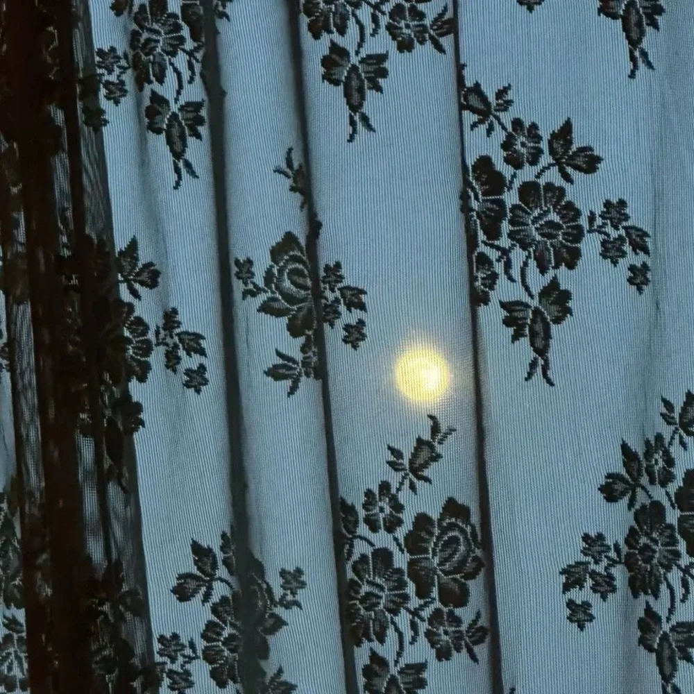 Mood - Picture 2 of 10